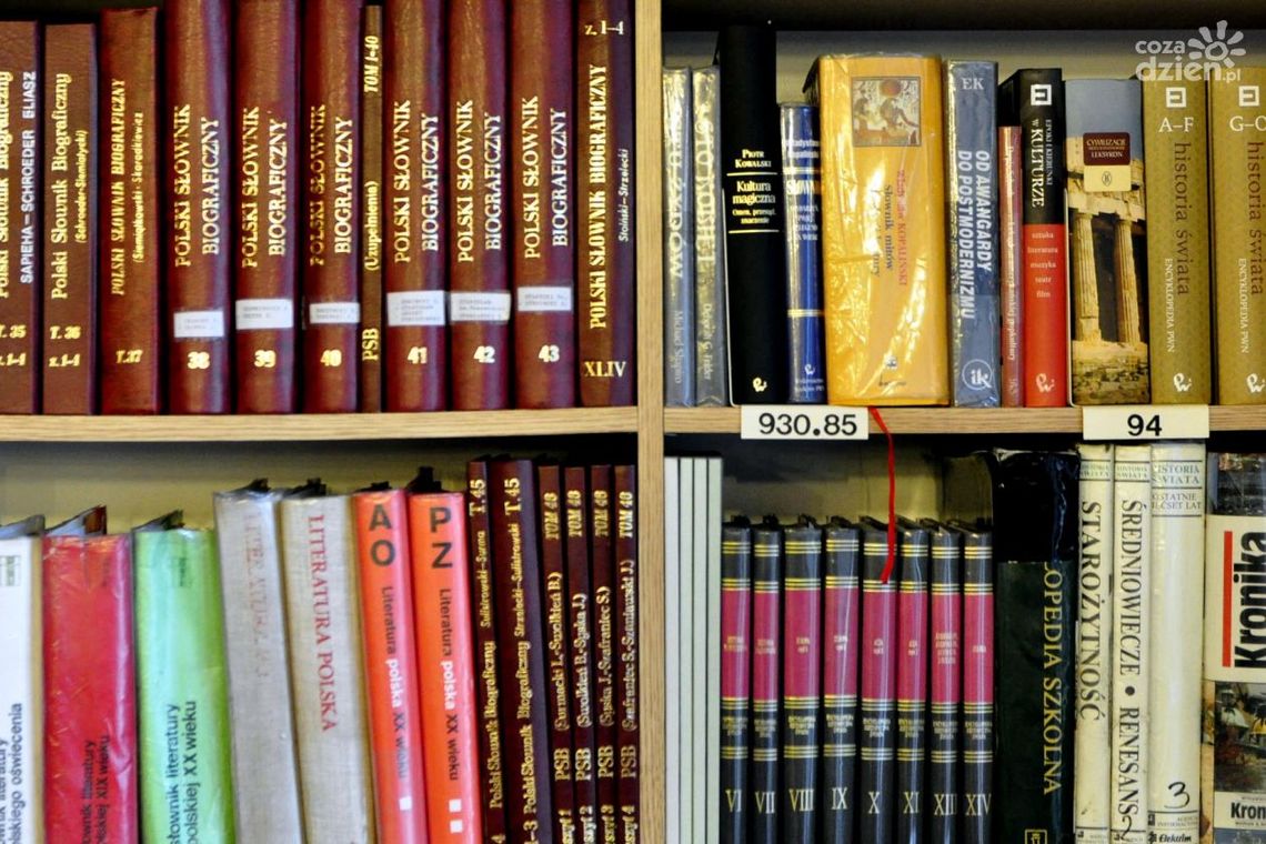 15 tys. zł na książki do szkolnych bibliotek w Kozienicach 