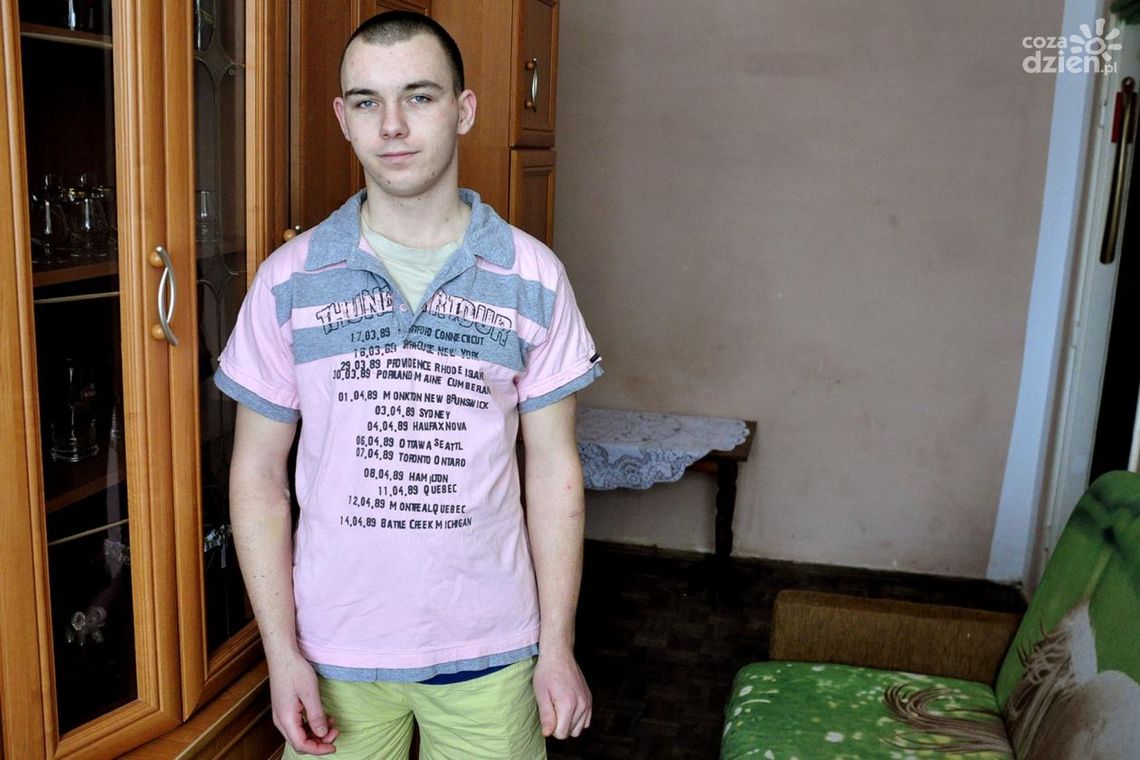 18-latek  chce normalnie żyć. Grozi mu eksmisja