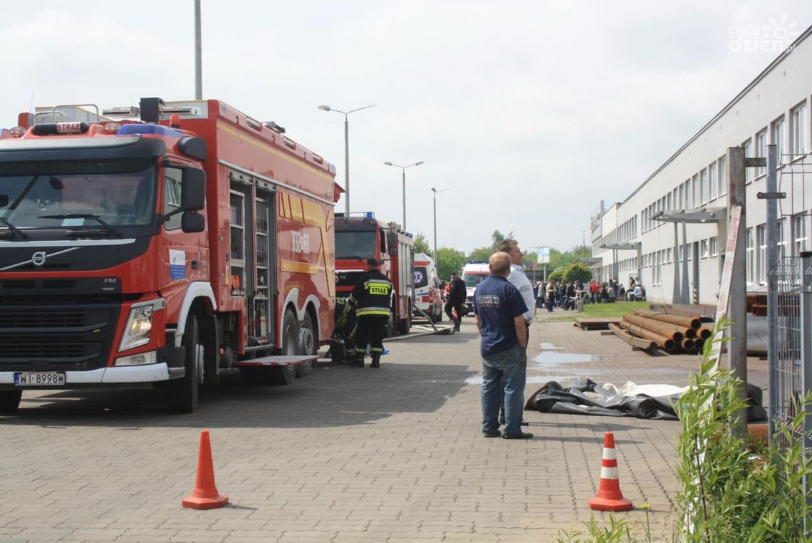 19 osób podtrutych amoniakiem, 100 ewakuowano