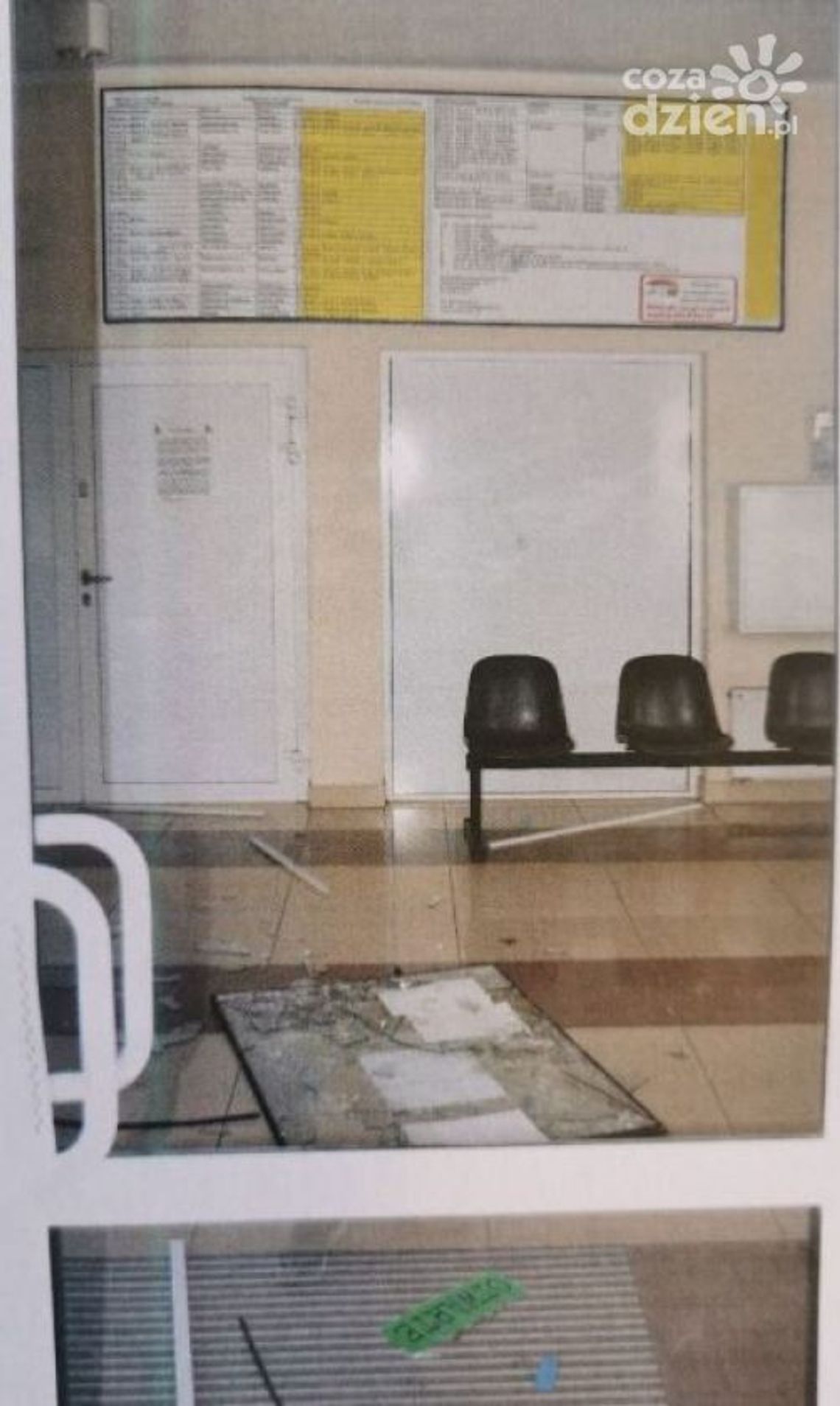 20-latek bez powodu wybijał szyby