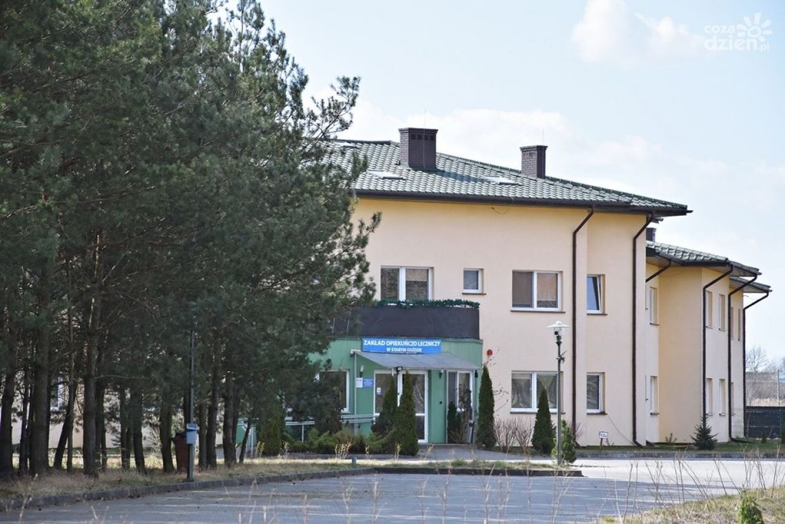29 osób zakażonych! Dramatyczna sytuacja w ZOL w Starym Goździe. 