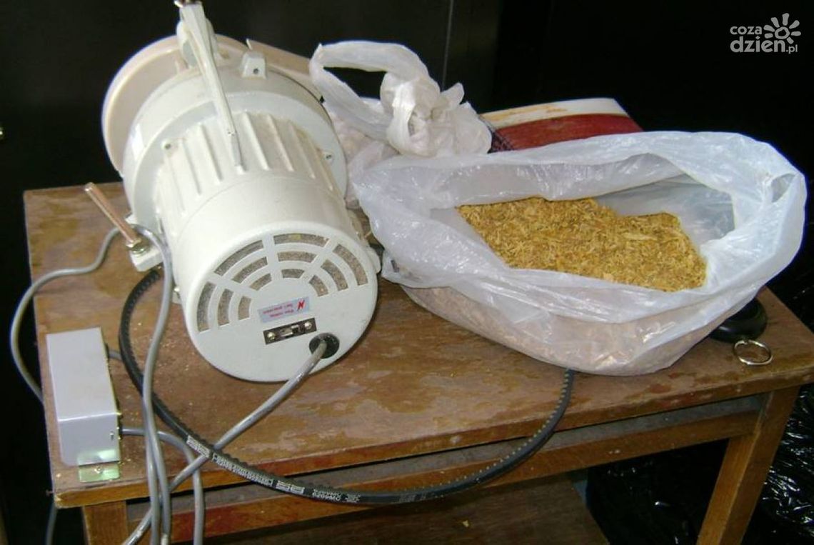 34-latek przewoził 50 kg liści tytoniu