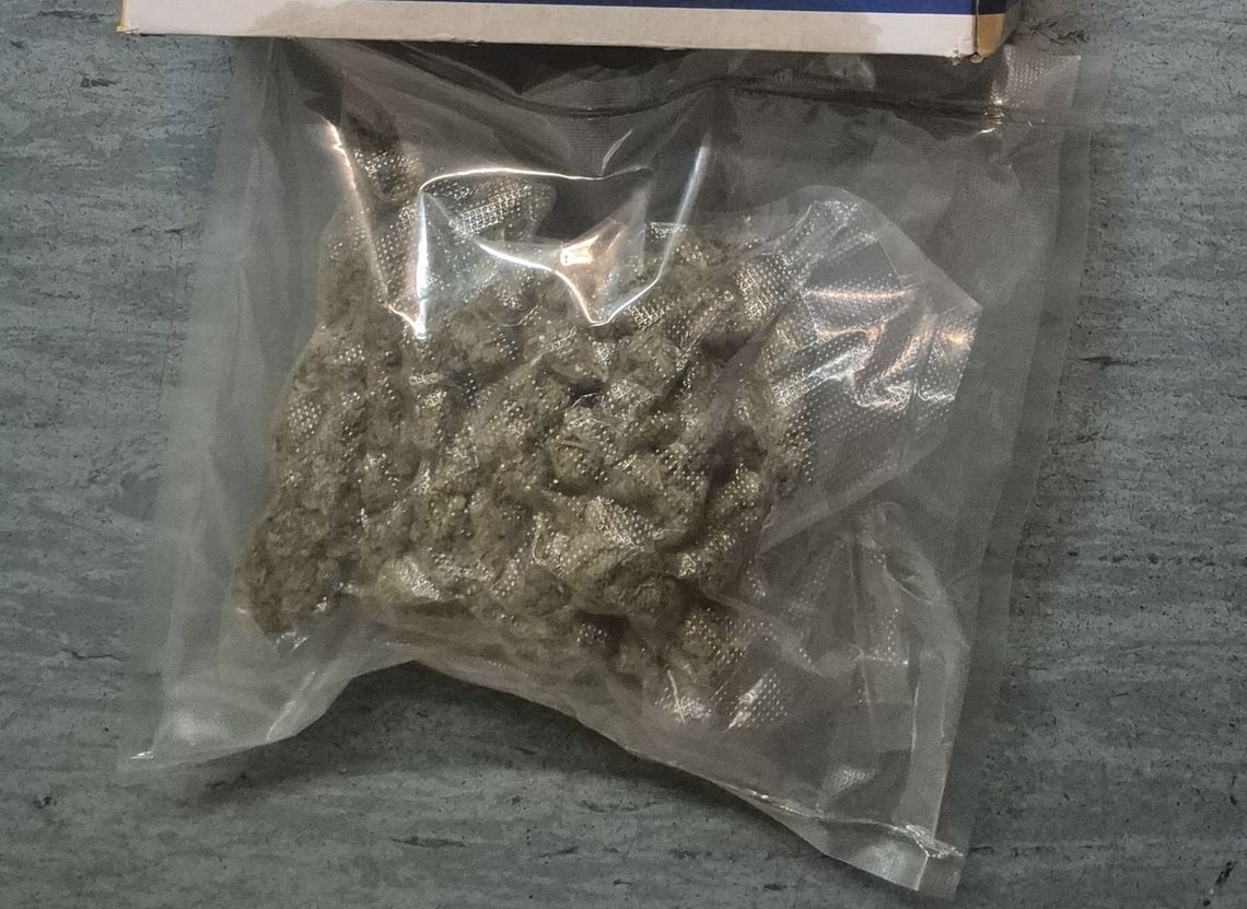 38-latek z ponad 100 gramami marihuany trafił do aresztu