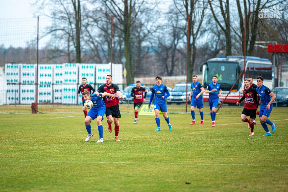 4. liga - Sześć goli w wyjazdowym meczu Oskara Przysucha
