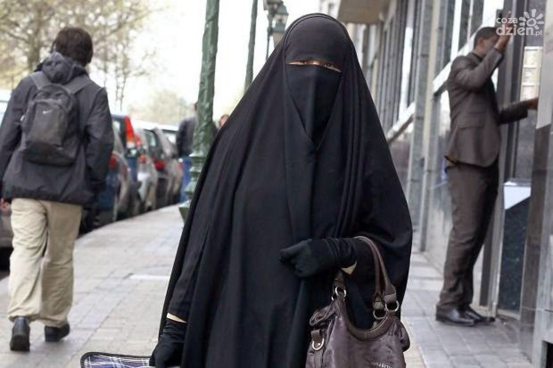 40 000 zł kary za noszenie burki!