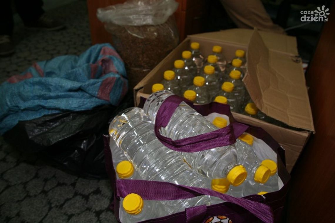 60-latek zatrzymany z 39 litrami nielegalnego spirytusu