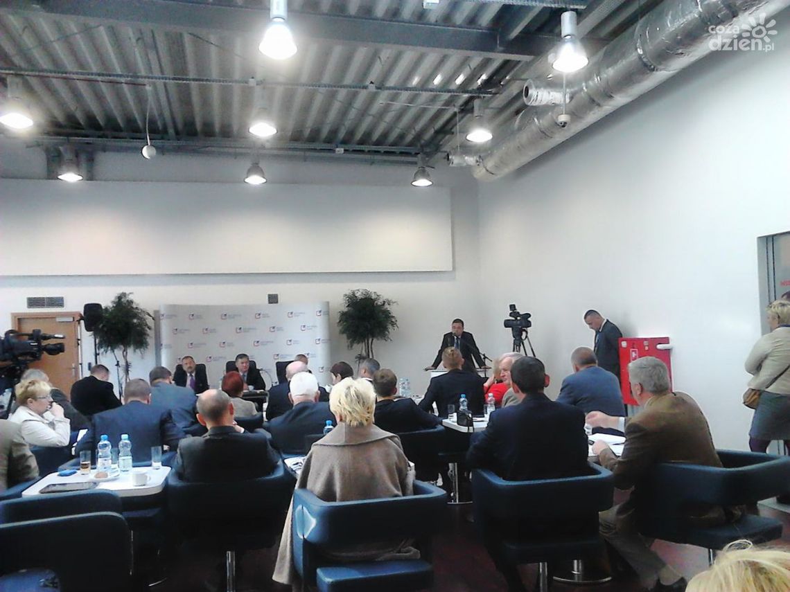 70 mln zł dla lotniska! Zapłaci... miasto