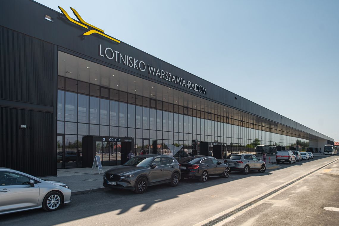 Lotnisko Warszawa–Radom z ponad 50 tysiącami pasażerów