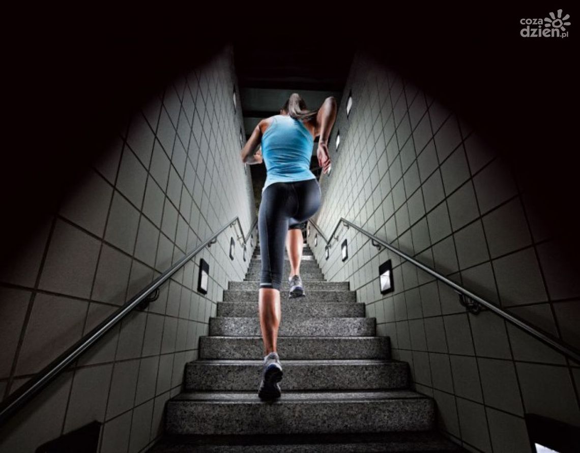 ABC ćwiczeń na schodach. Naprawdę warto! ABC ćwiczeń na schodach. Naprawdę warto!