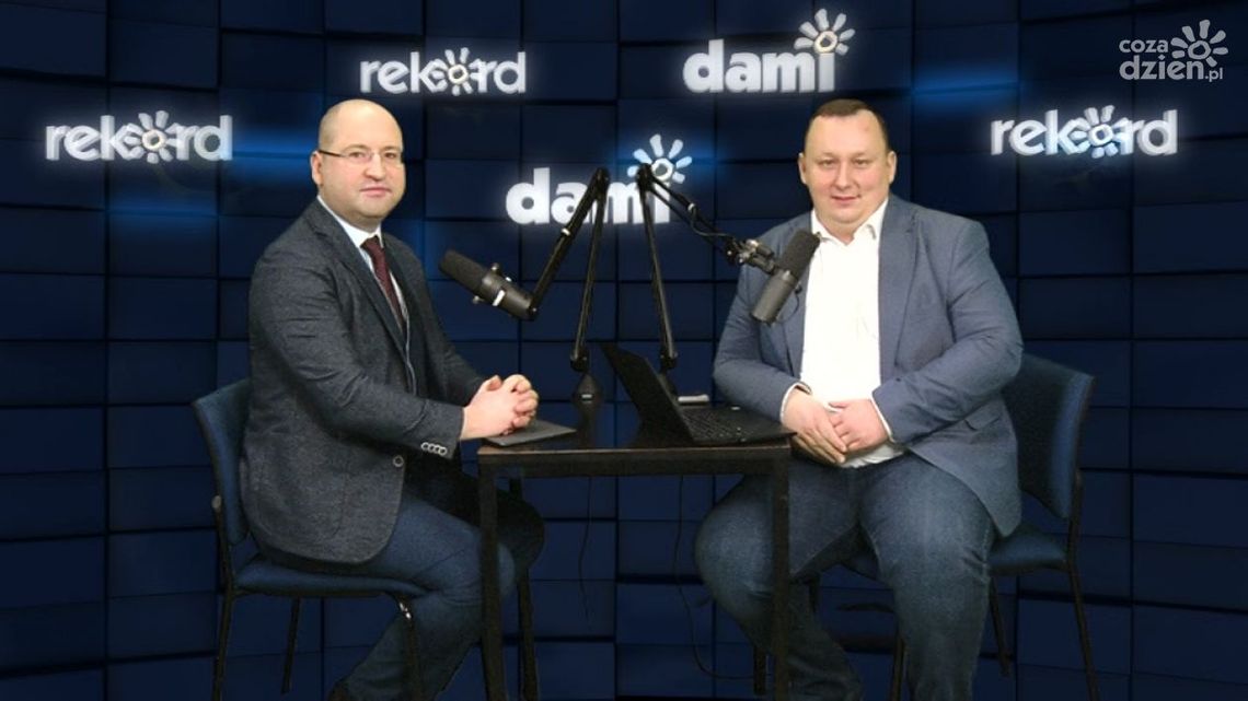 Adam Bielan: Spór o ruchome schody jak z dowcipów o Radomiu