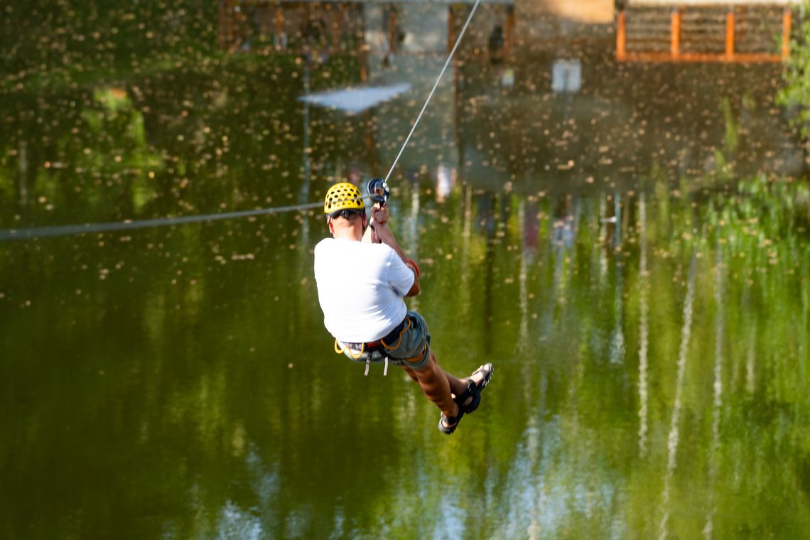 Adrenalina w Podkowińskim. Via ferrata i tyrolka w kamieniołomie hitem na weekend i lato! Adrenalina w Podkowińskim. Via ferrata i tyrolka w kamieniołomie hitem na weekend i lato!