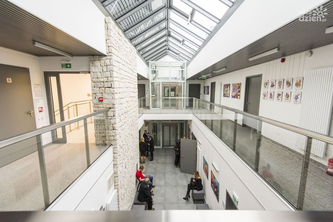 Adresy Kultury: Szydłowiec. Muzeum Ludowych Instrumentów Muzycznych Adresy Kultury: Szydłowiec. Muzeum Ludowych Instrumentów Muzycznych