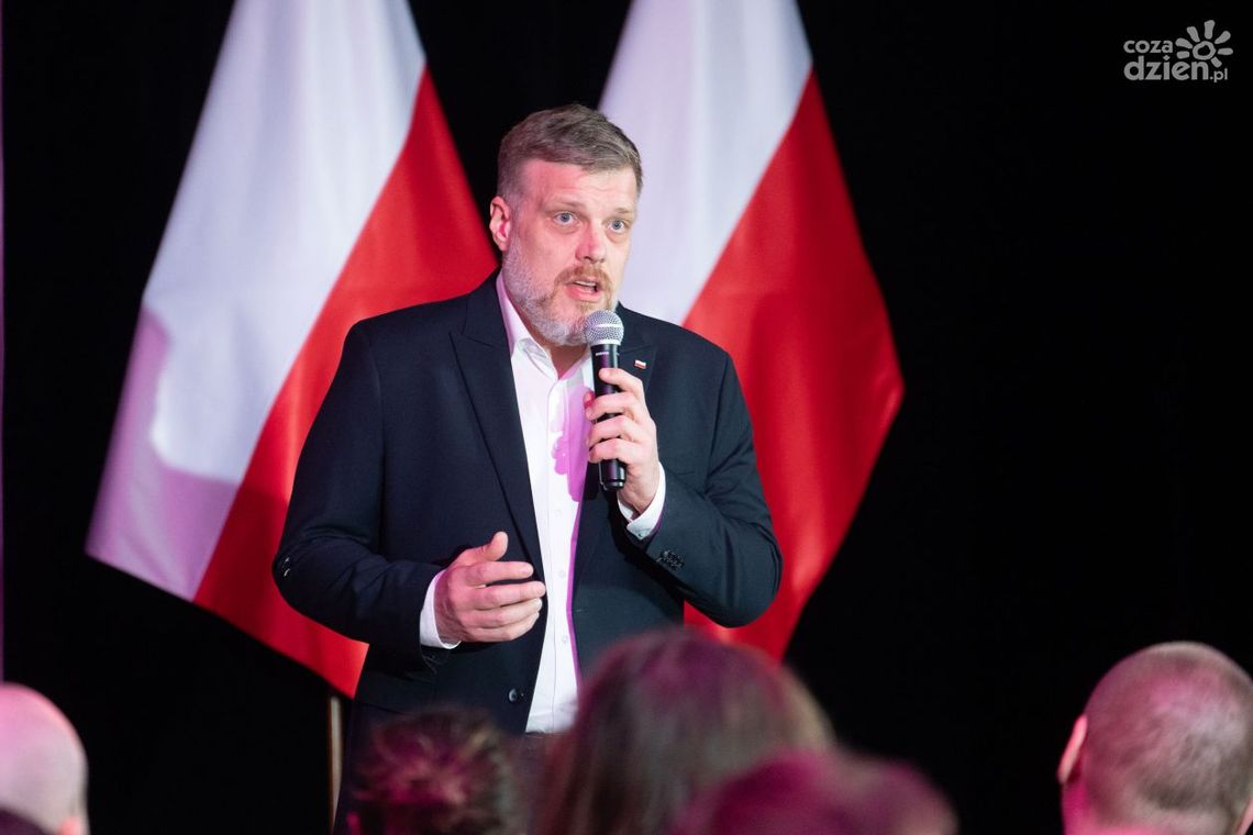 Adrian Zandberg w Radomiu: Mamy dosyć tego PO-PiS-owego pustosłowia