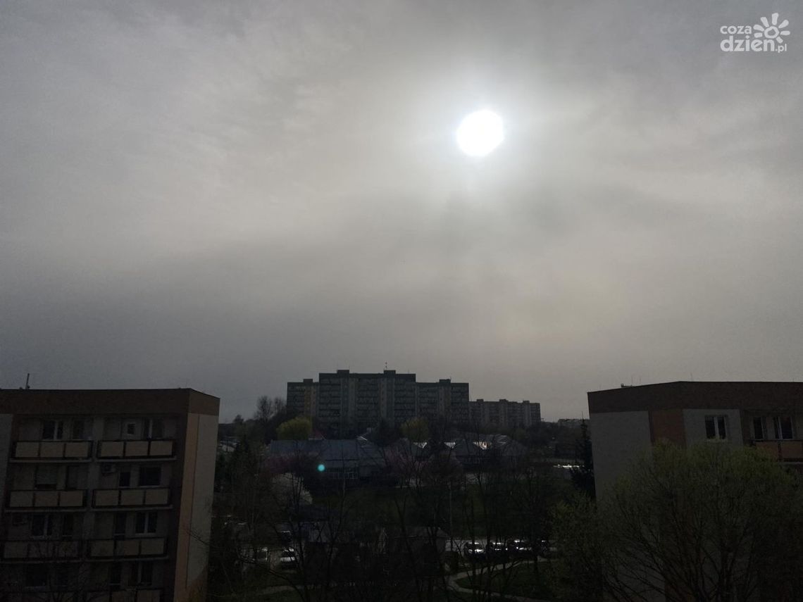 Afrykańskie święta. Pył znad Sahary nad Radomiem Afrykańskie święta. Pył znad Sahary nad Radomiem