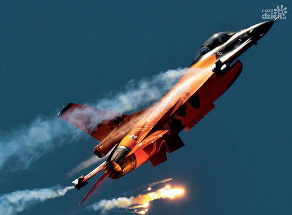 Air Show 2013 w Radomiu - soliści Air Show 2013 w Radomiu - soliści