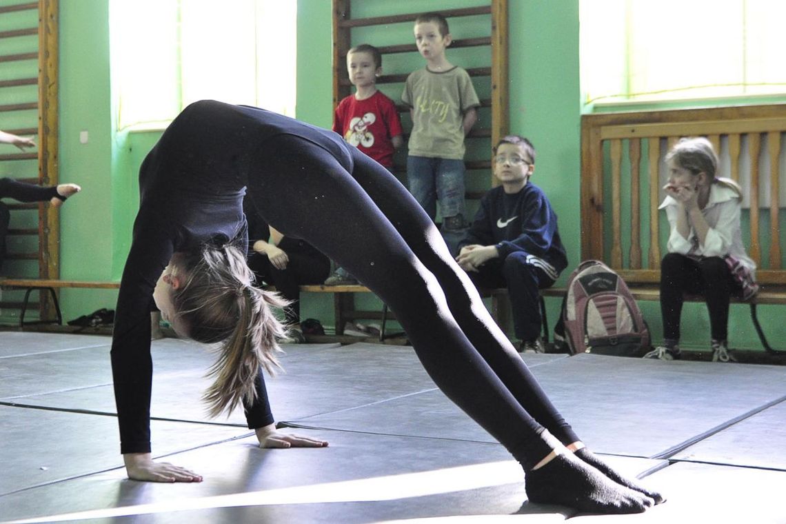 Akrobatyka sportowa w PSP 8