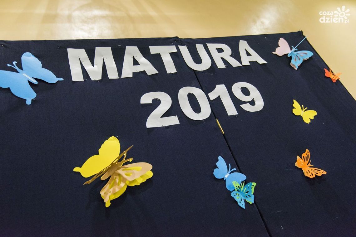 Alarmy bombowe przed maturami