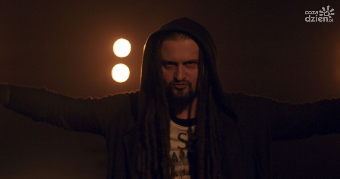 Alicetea w nowym klipie pt. "Zrób to" Alicetea w nowym klipie pt. "Zrób to"