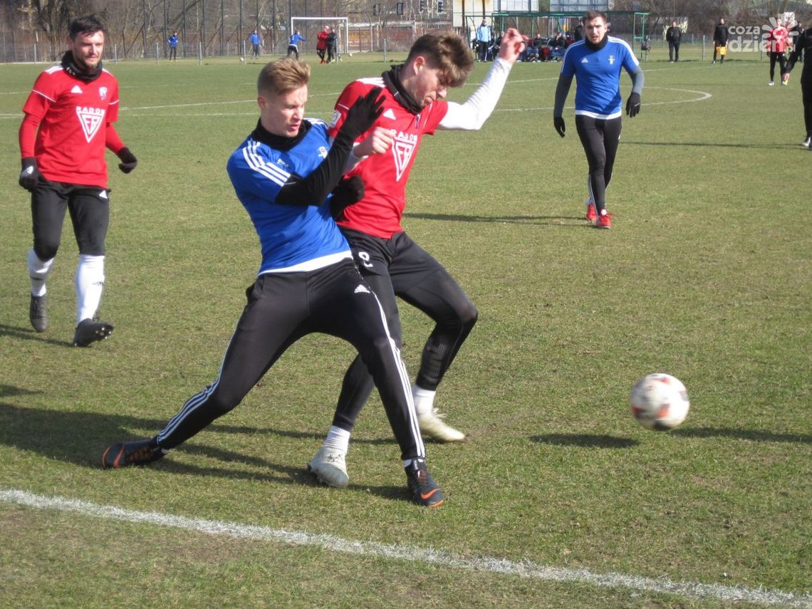 Arbitrzy przedwcześnie zakończyli mecz. Broń zremisowała z MKS-em Piaseczno