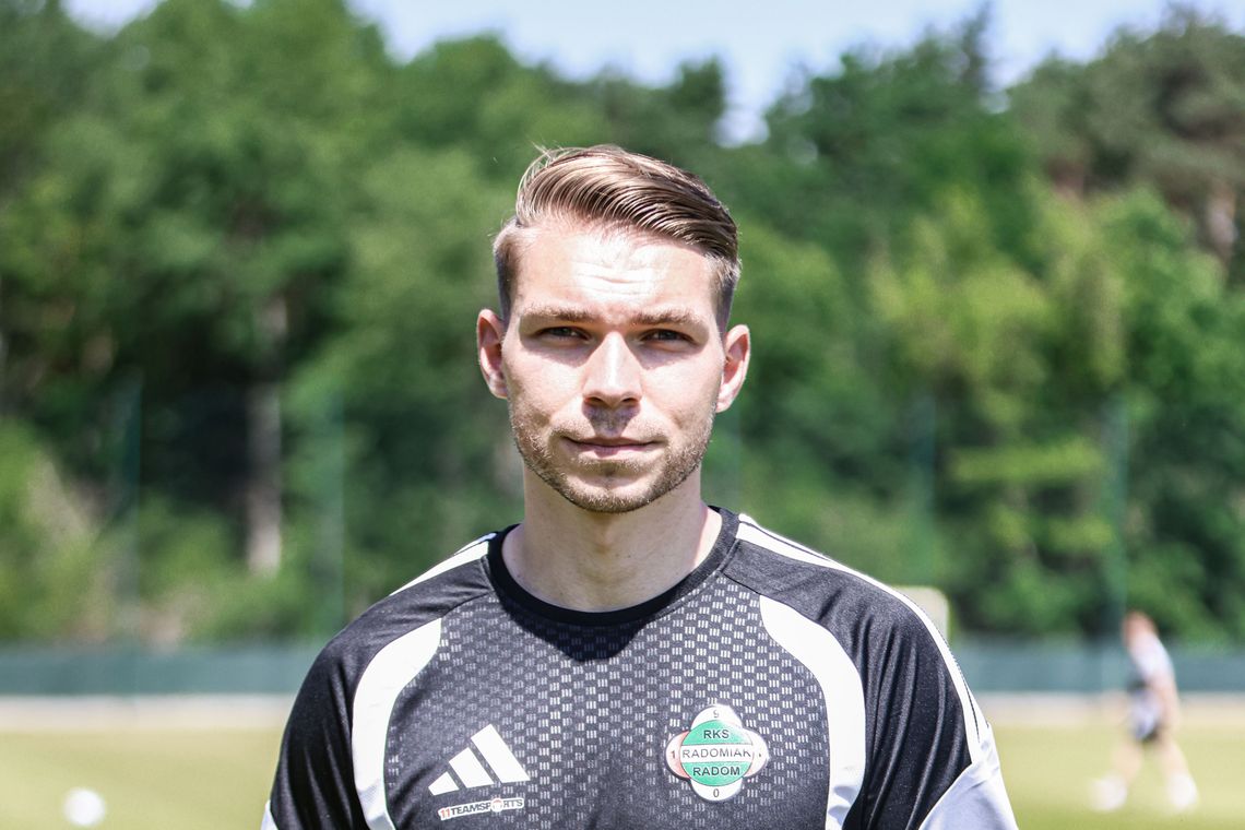 Artur Renkowski dołącza do sztabu Radomiaka. Będzie asystentem Tomasza Kaczmarka Artur Renkowski dołącza do sztabu Radomiaka. Będzie asystentem Tomasza Kaczmarka