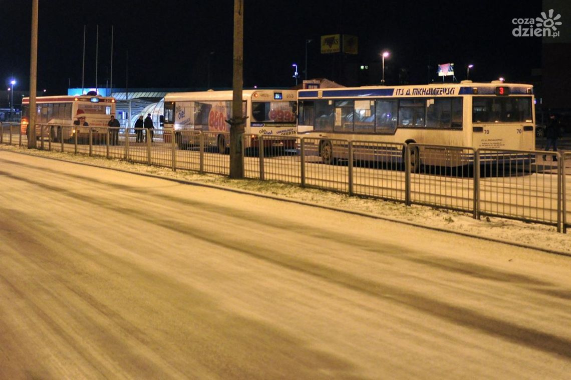 Atak zimy! Poważne utrudnienia w ruchu!