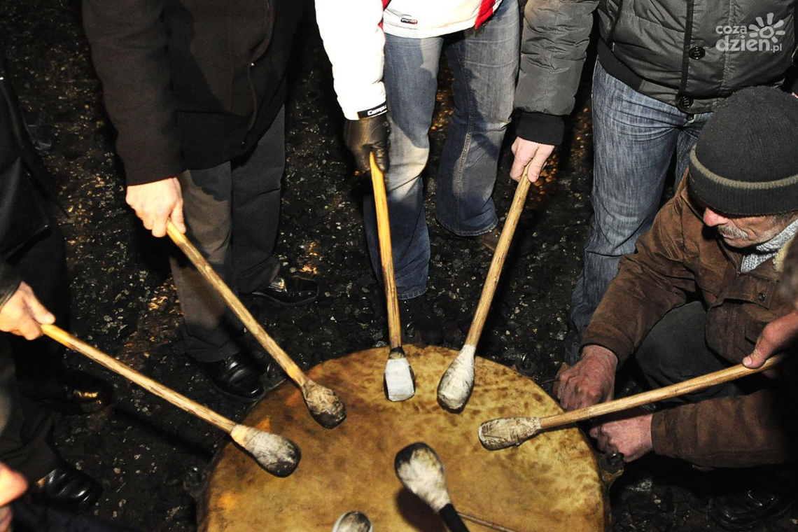 Barabaniarze potrąceni. Są ranni