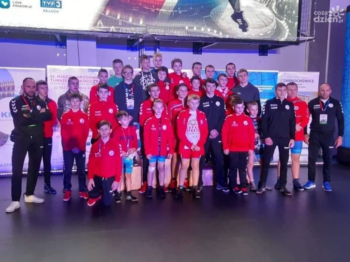 Bardzo dobry start zapaśników Olimpijczyka Radom w Krakowie