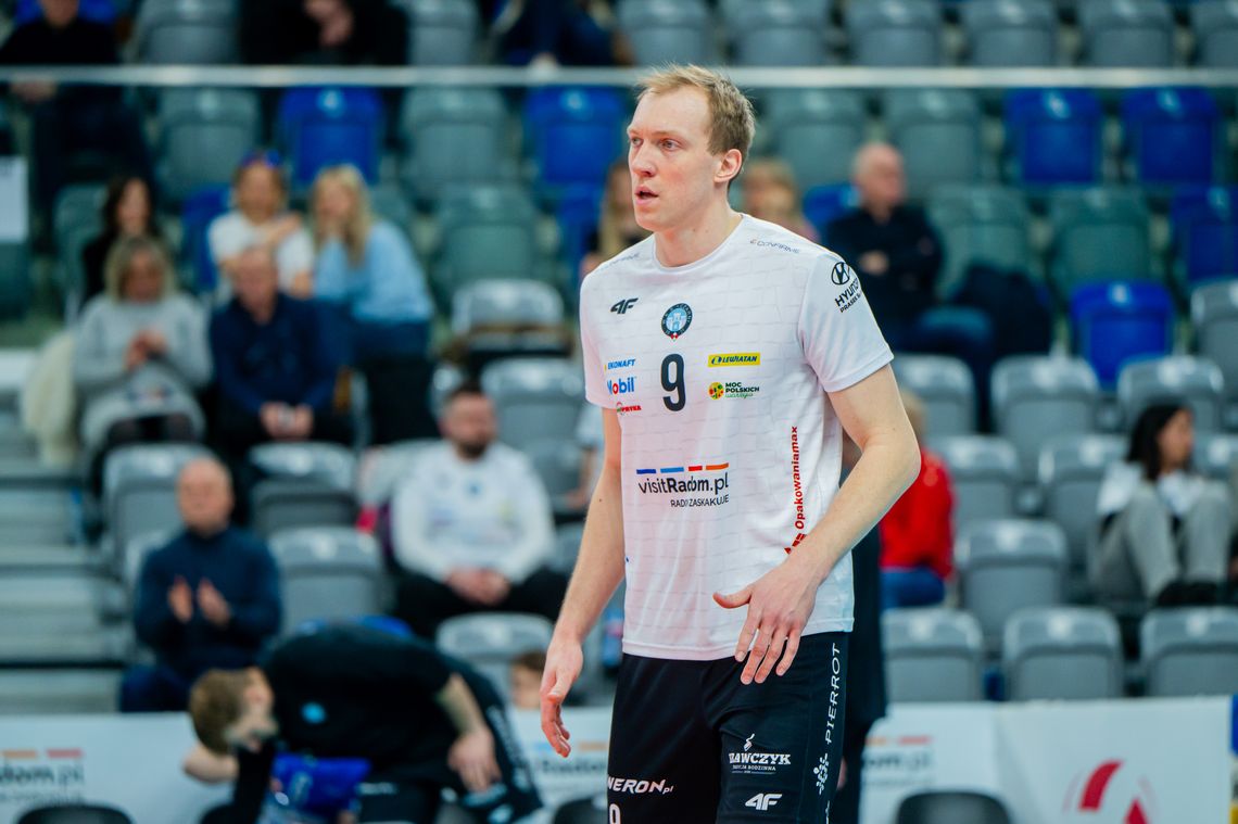 Bartłomiej Kluth wraca do Pierrota Czarnych Radom Bartłomiej Kluth wraca do Pierrota Czarnych Radom