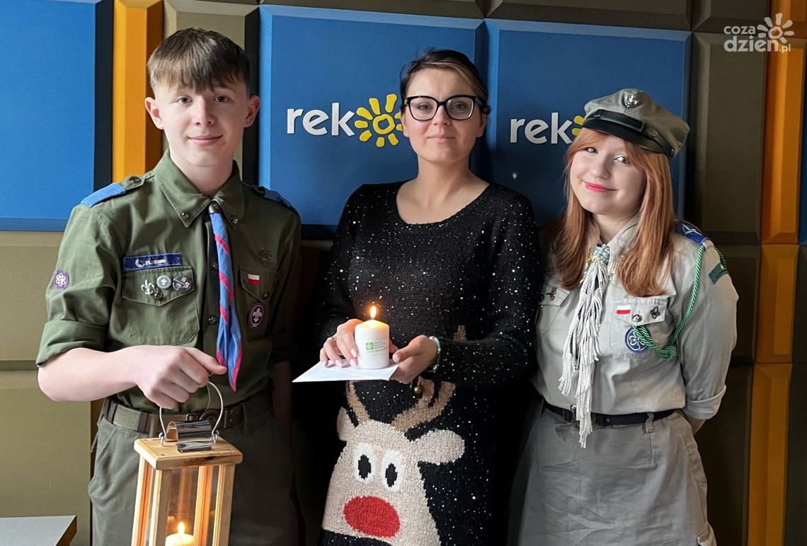 Betlejemskie Światło Pokoju dotarło do Radia Rekord Betlejemskie Światło Pokoju dotarło do Radia Rekord