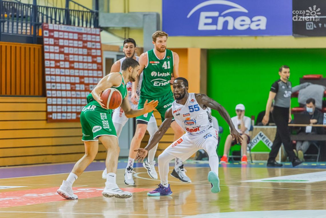 Bez taryfy ulgowej. HydroTruck bez szans z Zastalem