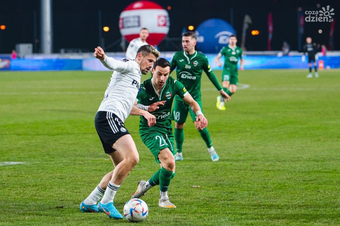 Bezbarwny Radomiak Radom przegrał w meczu przyjaźni z Legią Warszawa Bezbarwny Radomiak Radom przegrał w meczu przyjaźni z Legią Warszawa