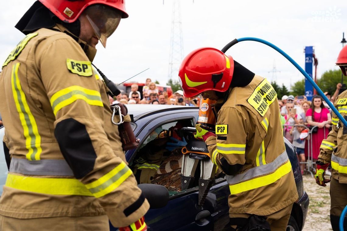 Bezpieczne wakacje ze strażakami Bezpieczne wakacje ze strażakami