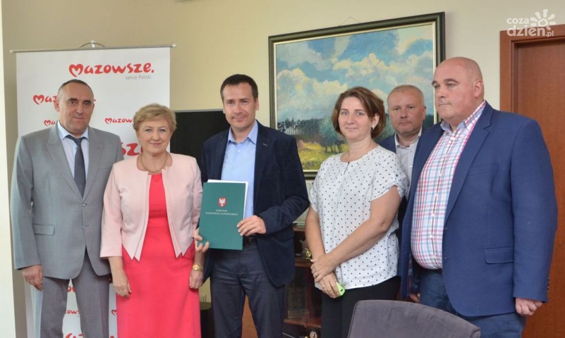 Białobrzegi. Sztuczne lodowisko stanie na rynku