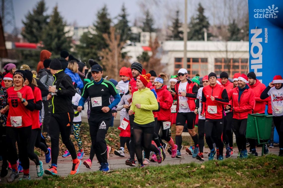 Bieg Mikołajkowy po raz szósty Bieg Mikołajkowy po raz szósty