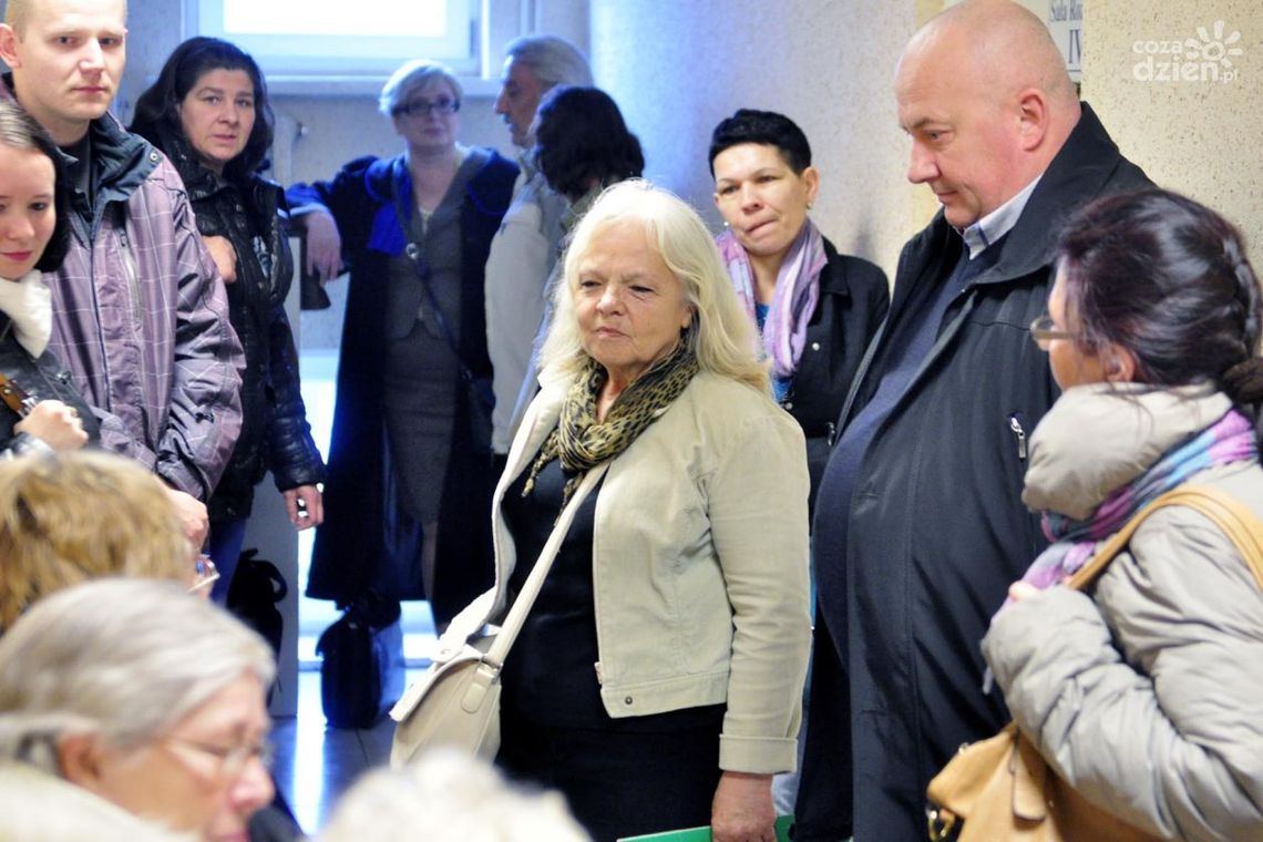 Biegły pomoże mieszkańcom Mieszka I 15?