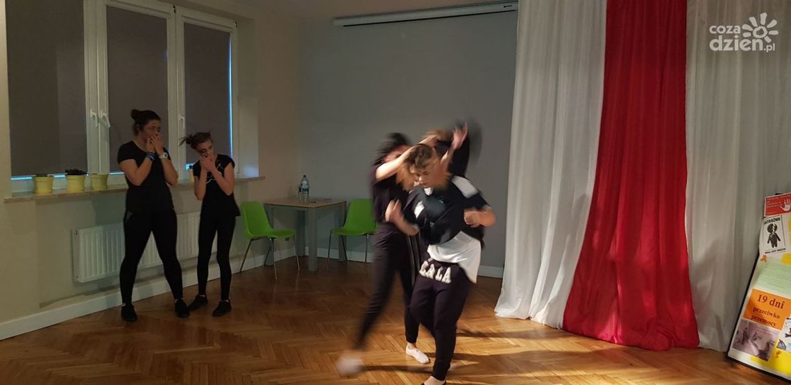 "Biją tylko słabi"