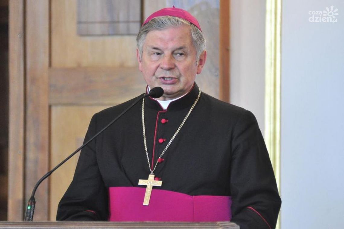 Biskupi w sprawie krzyża