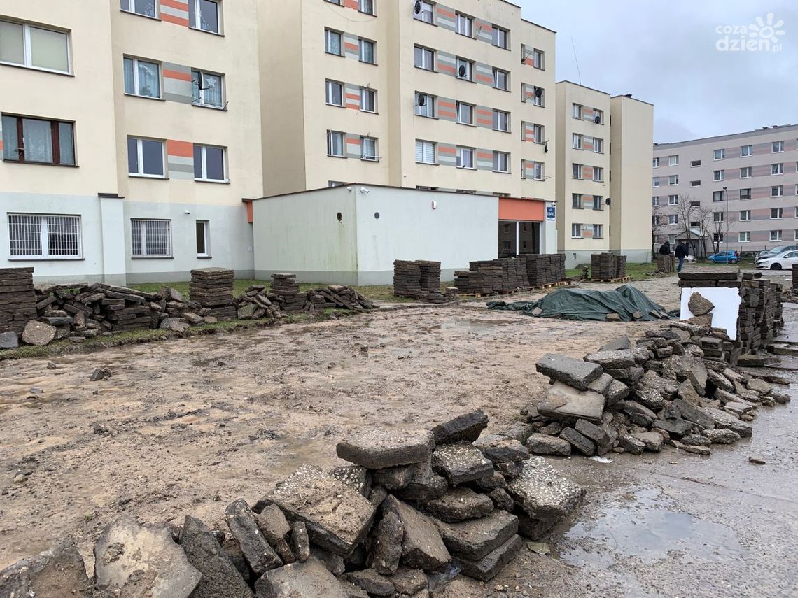 Blok przy Mieszka I, RTBS odpowiada