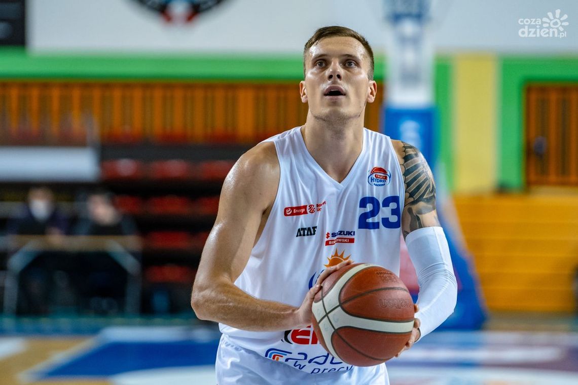 Bolesna porażka koszykarzy HydroTrucku