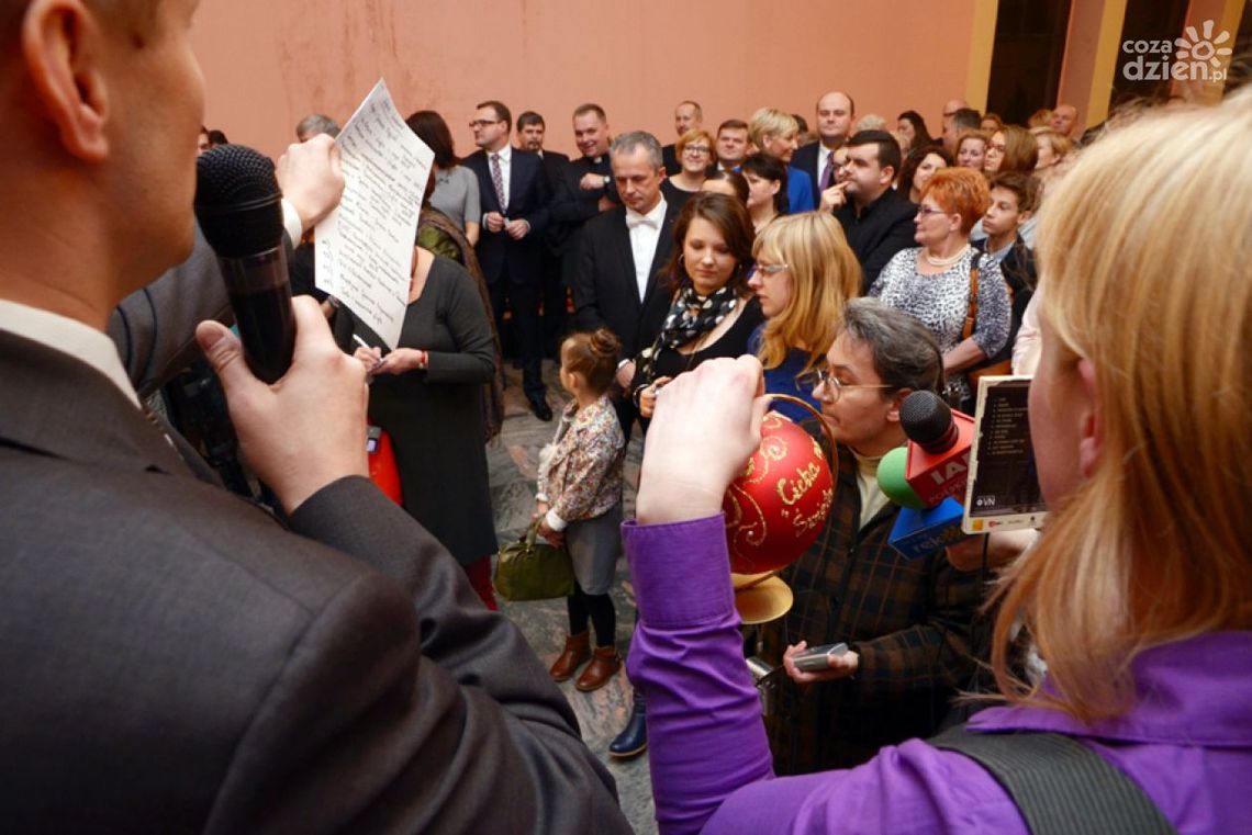 Bombek licytowanie dla Adasia. Jest 10 tys. zł!