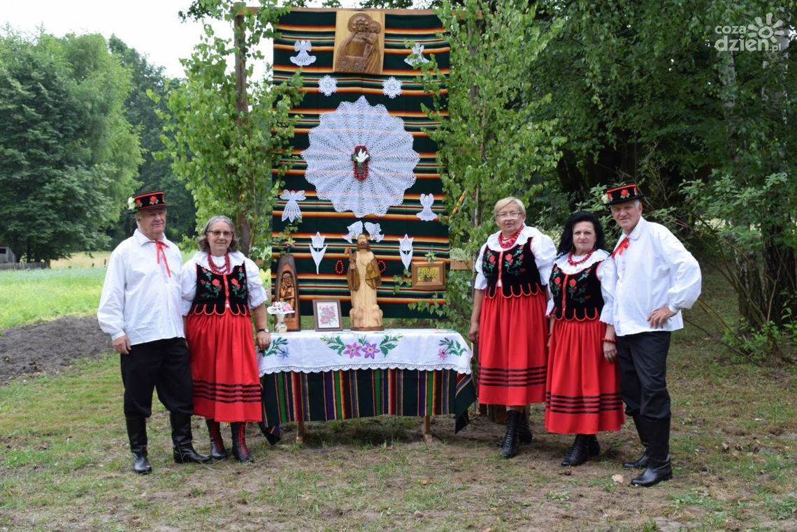 Boże Ciało w Muzeum Wsi Radomskiej