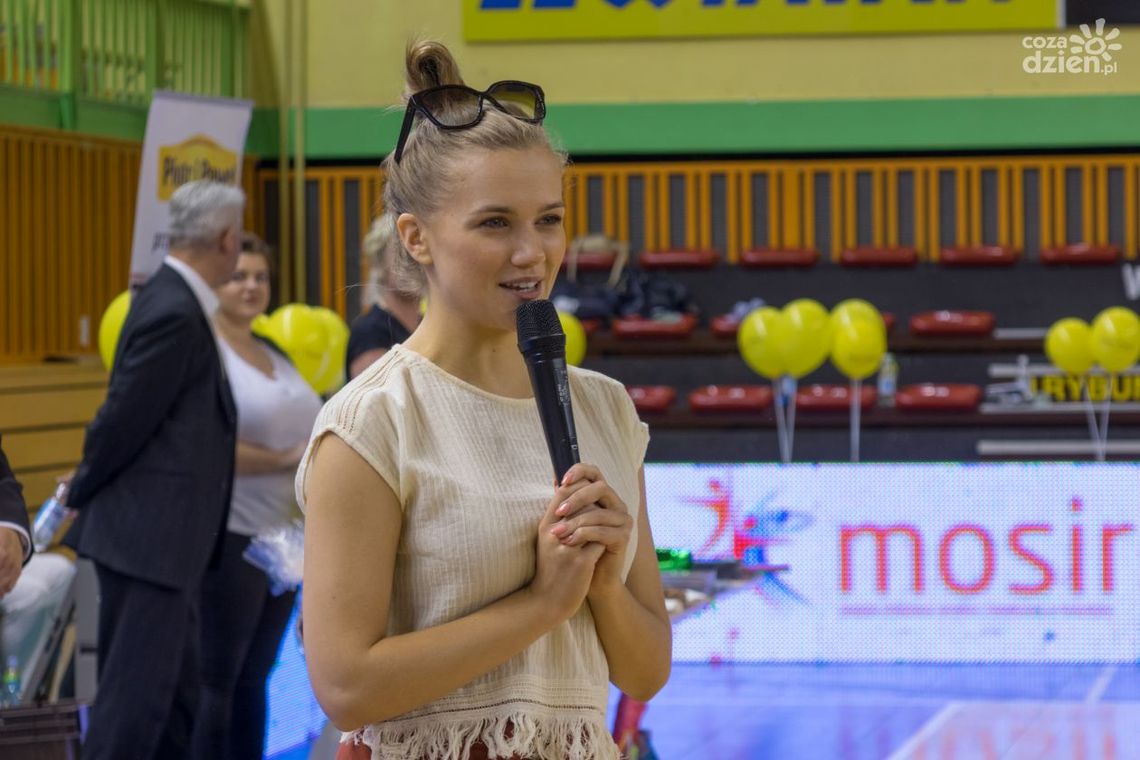 "Bożenka z Klanu" uczyła dzieci tańca