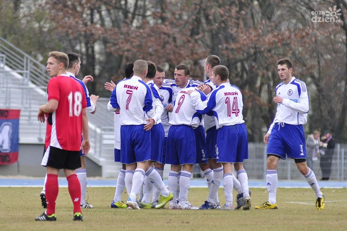 Broń jedzie do wicelidera. Kupiec odchodzi z drużyny