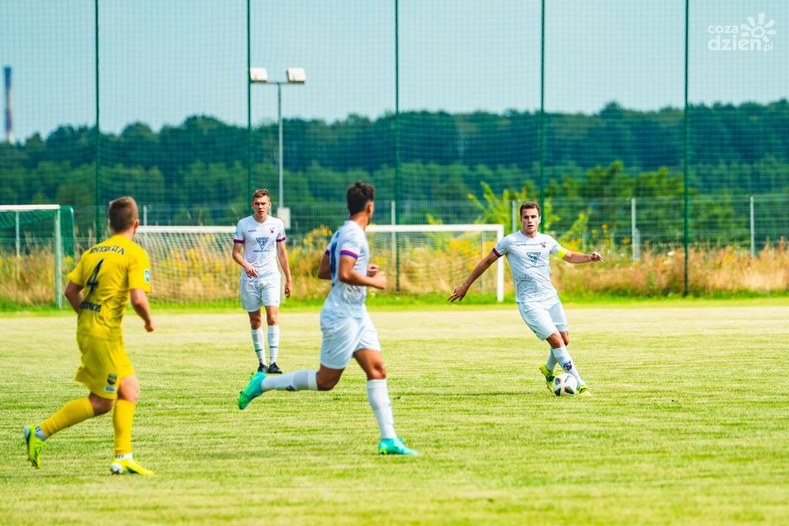 Broń musi poprawić skuteczność. Wygrana z IV-ligowcem