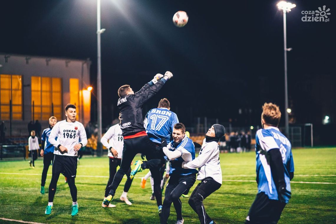 Broń po szóstym sparingu. Tym razem pewne zwycięstwo nad Oskarem