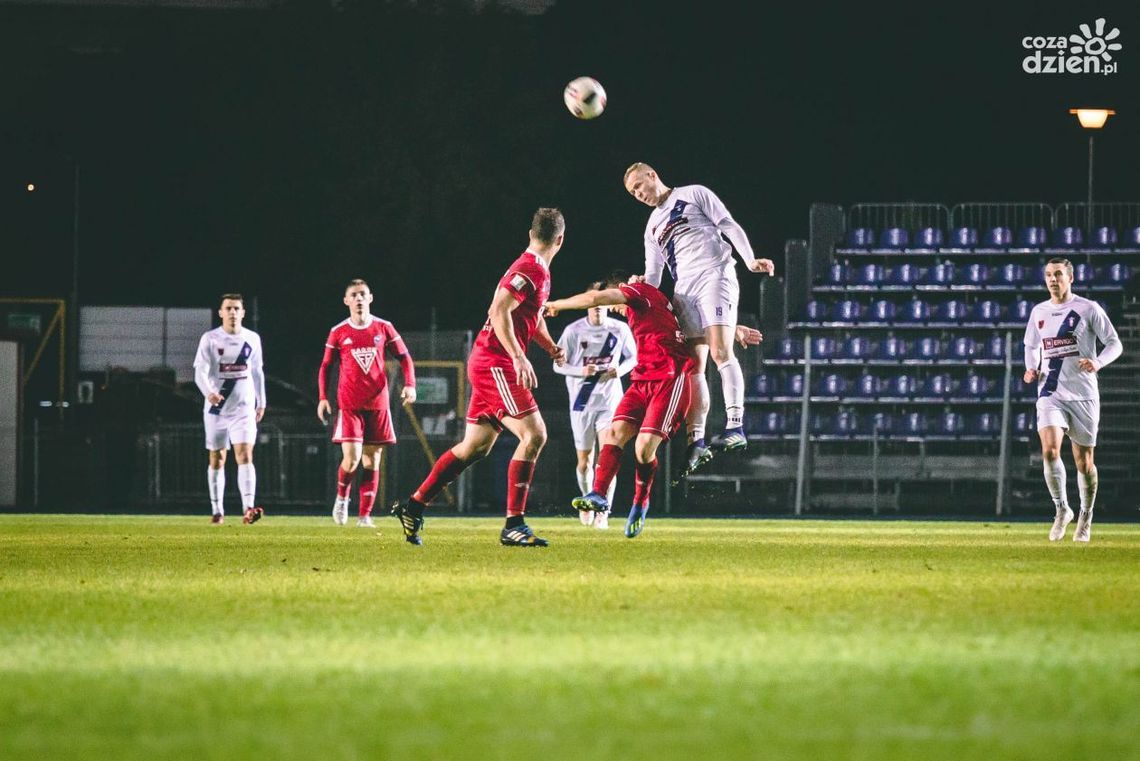 Broń podejmie podrażnionego lidera. W tym meczu wszystko jest możliwe Broń podejmie podrażnionego lidera. W tym meczu wszystko jest możliwe