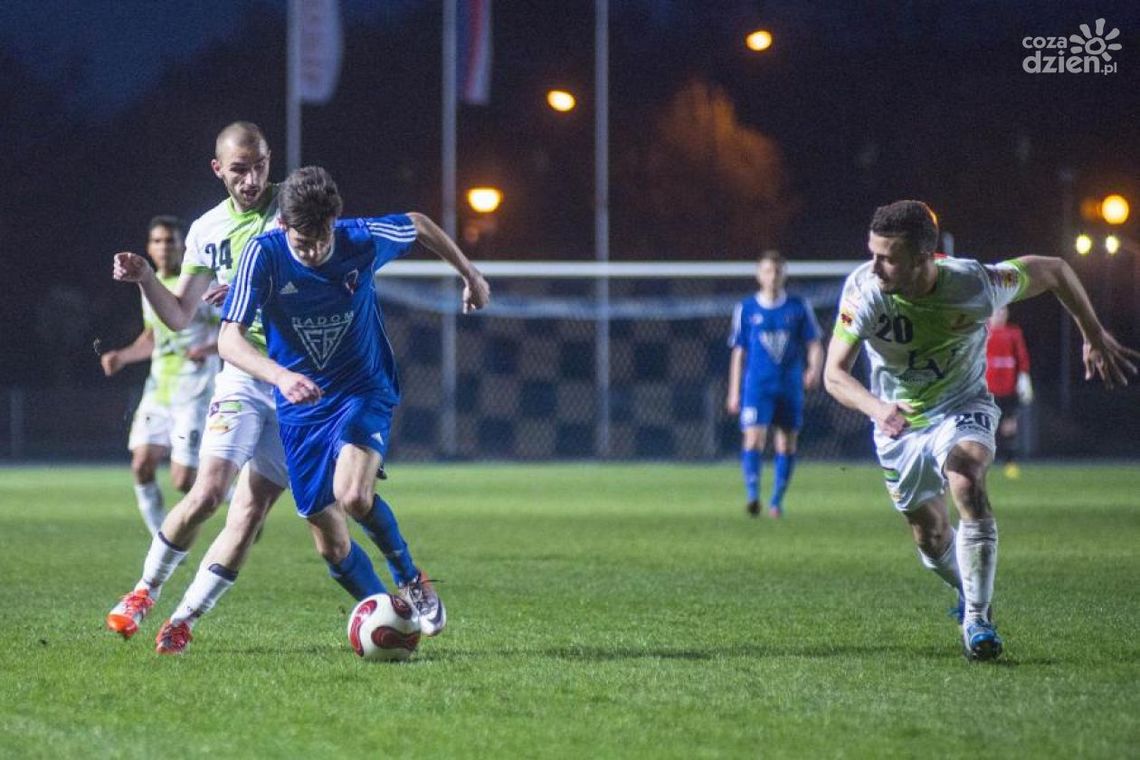 Broń podejmie rezerwy Pogoni. Radomiak pauzuje Broń podejmie rezerwy Pogoni. Radomiak pauzuje