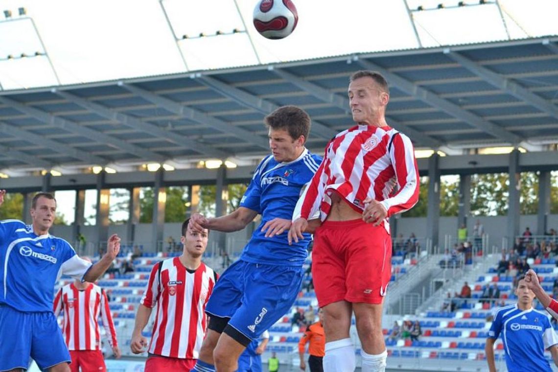 Broń pokonała Huragan Wołomin!