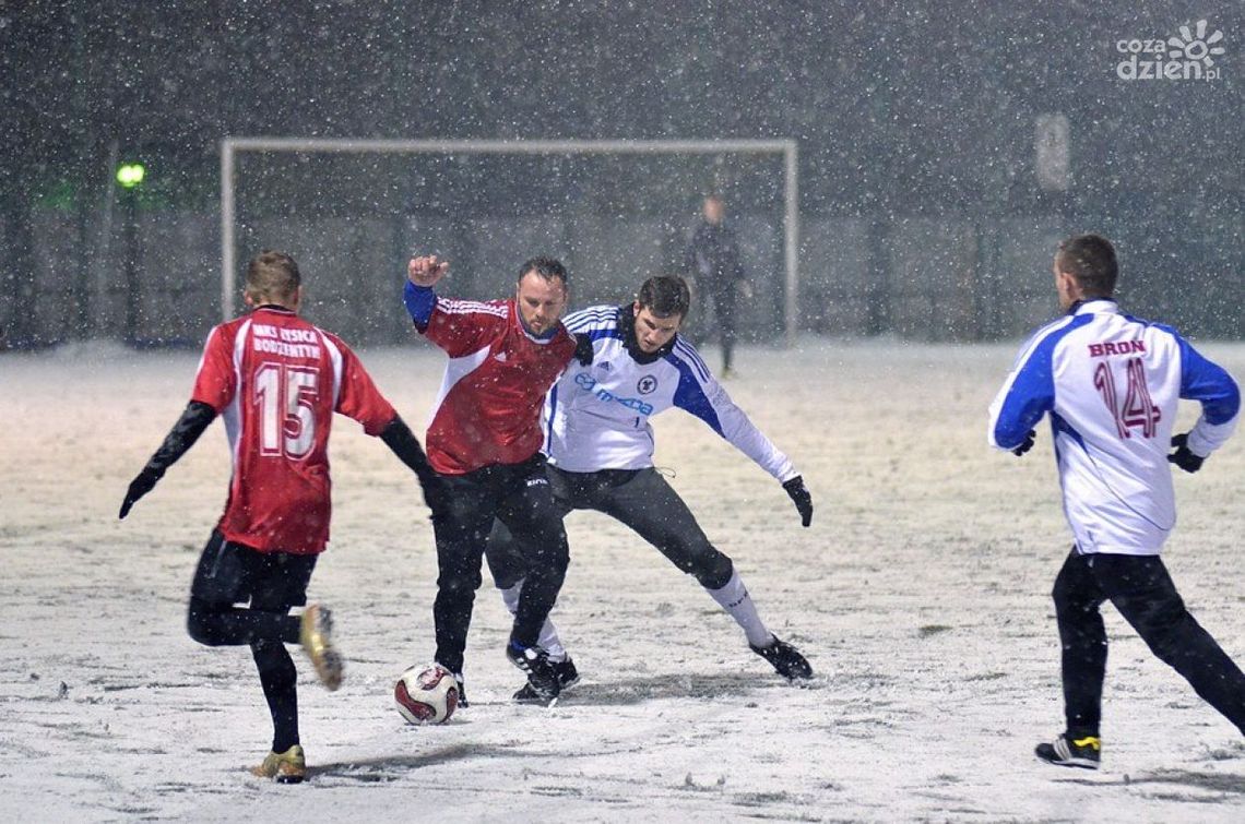 Broń pokonała Łysicę Bodzentyn