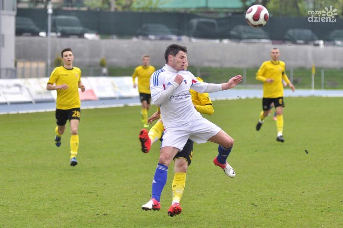 Broń ponownie zagra u siebie. Tym razem z Omegą Broń ponownie zagra u siebie. Tym razem z Omegą